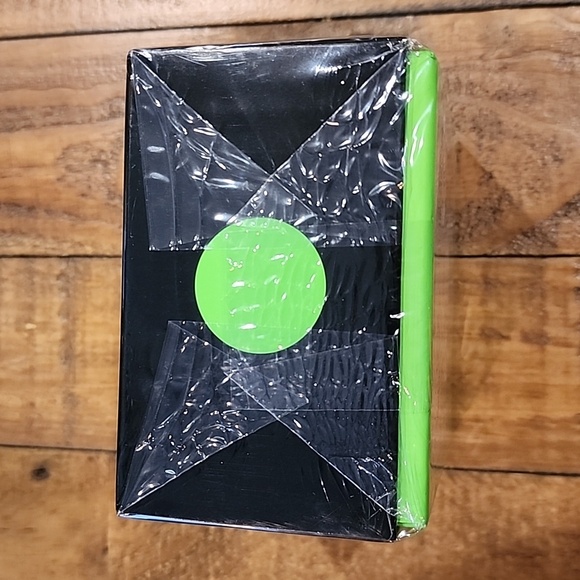 Cards Against Humanity: Green Box 300-card expansion (Discontinued) - Picture 7 of 8